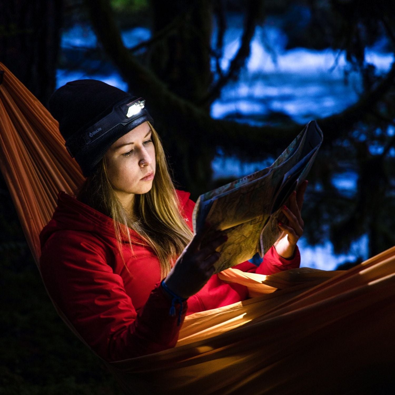 BioLite HeadLamp 200 - Head Torch with 200 Lumens, Rechargeable, Only 50 g, Various