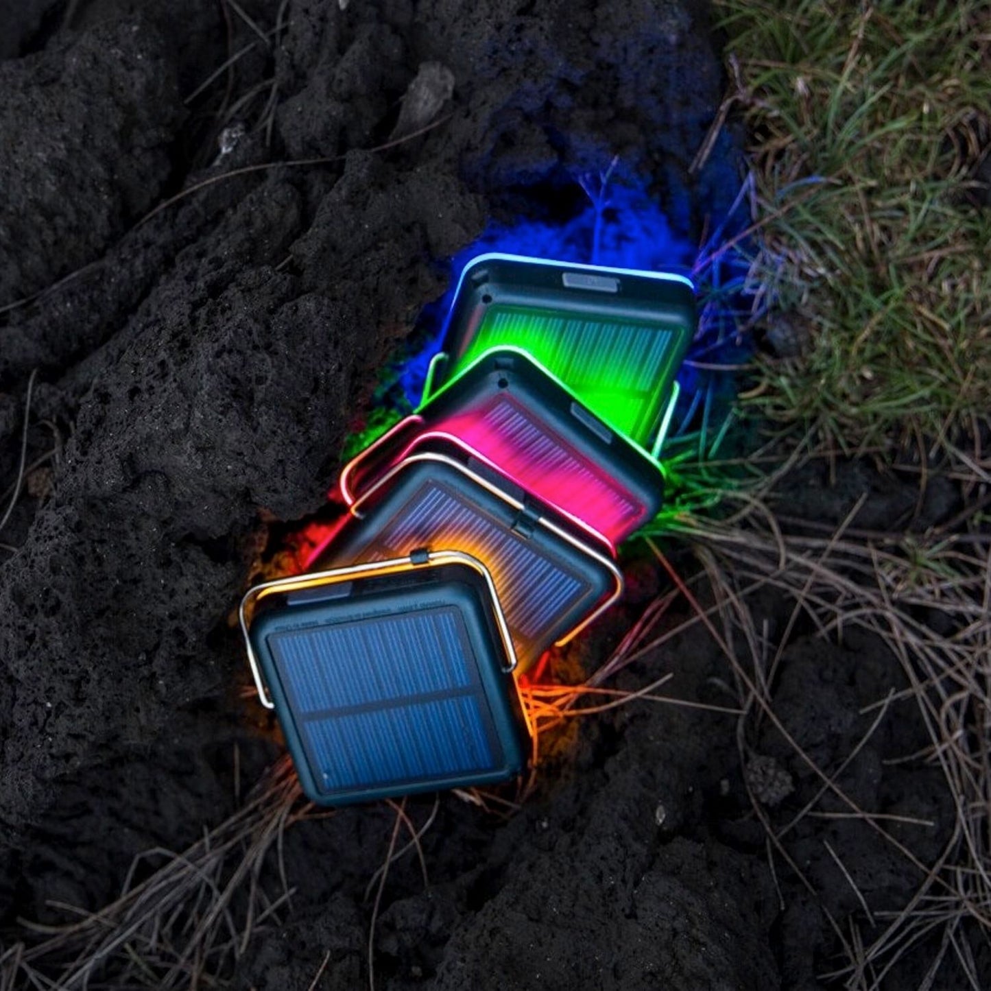 BioLite SunLight 100 - Outdoor Solarleuchte, Campinglampe, versch. Farben