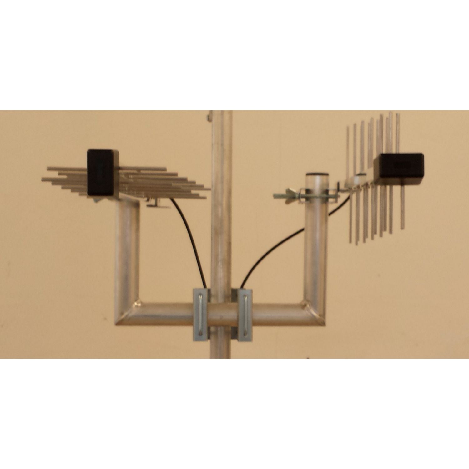 Wittenberg LAT 22 Duo Set Outdoor Antenna for LTE 790-862 MHz