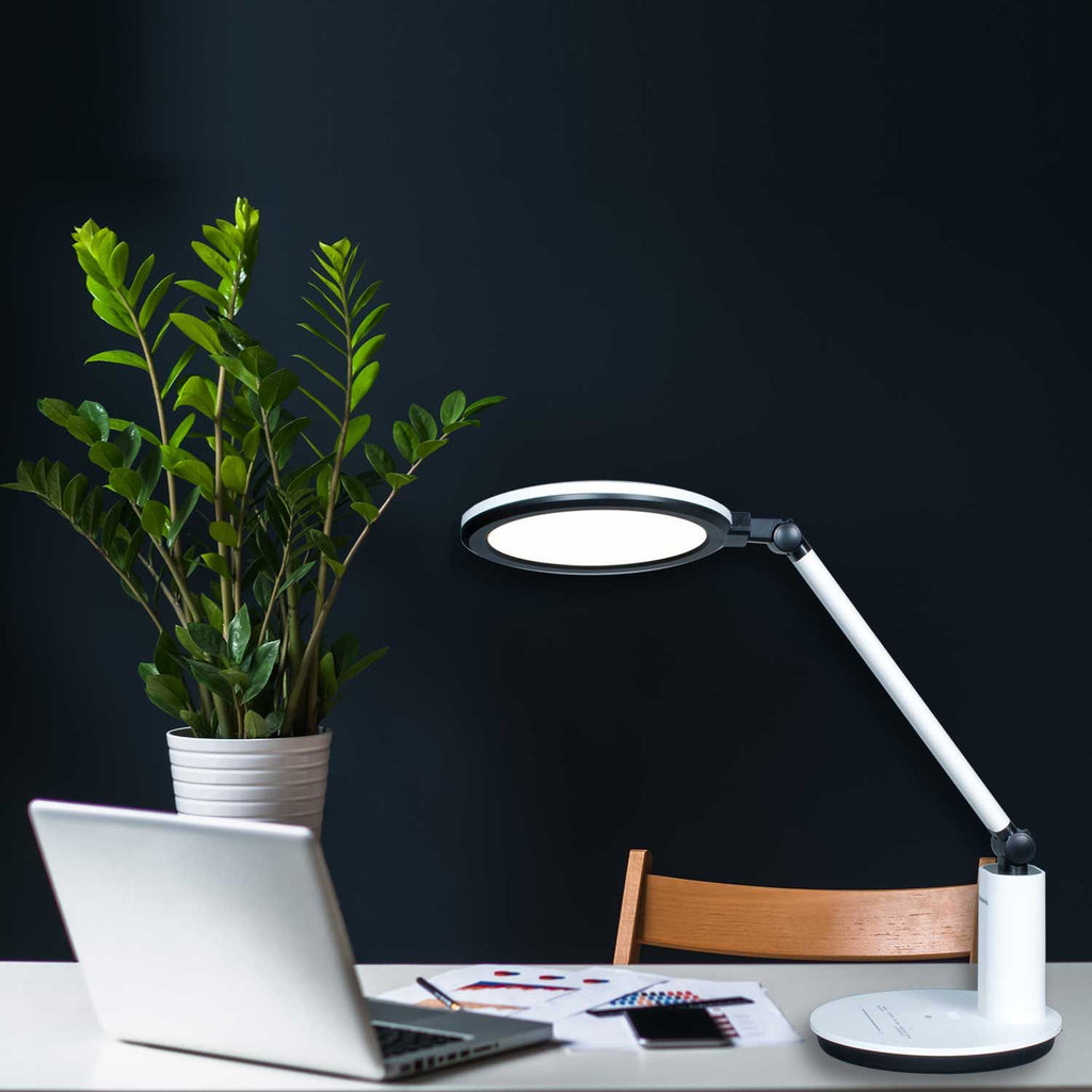 Lumeno LED Desk Lamp, Glare-Free, Automatically Dimmable, Low Blue Light