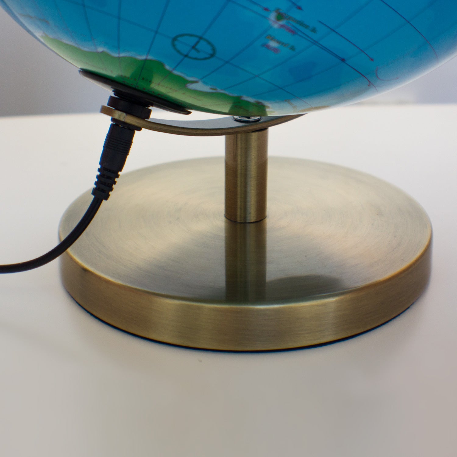 Magellan Albion Illuminated Globe Metal Base and Meridian in Various Colours